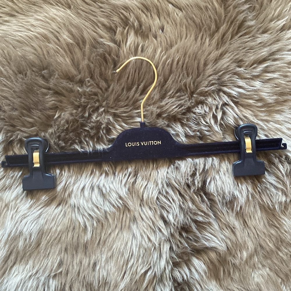 Louis Vuitton Hanger
